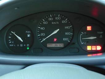 2001 Nissan March Photos