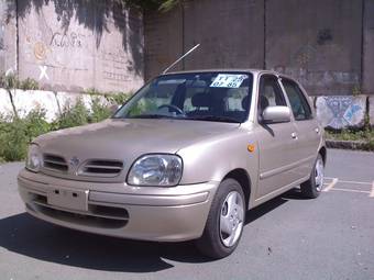 2001 Nissan March Pictures