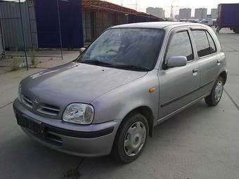 2001 Nissan March Photos