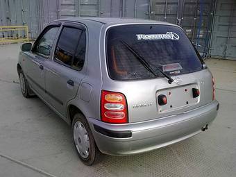 2001 Nissan March Photos