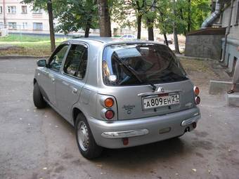 2001 Nissan March Photos