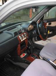 2001 Nissan March Images