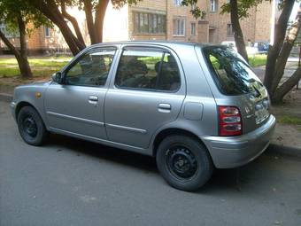 2001 Nissan March Photos