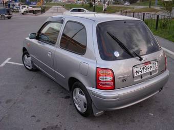 2001 Nissan March Photos