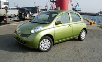 2002 Nissan March