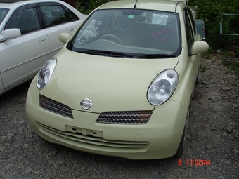 2002 Nissan March