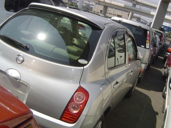 2002 Nissan March
