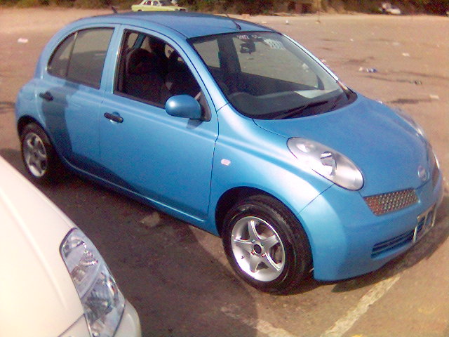 2002 Nissan March