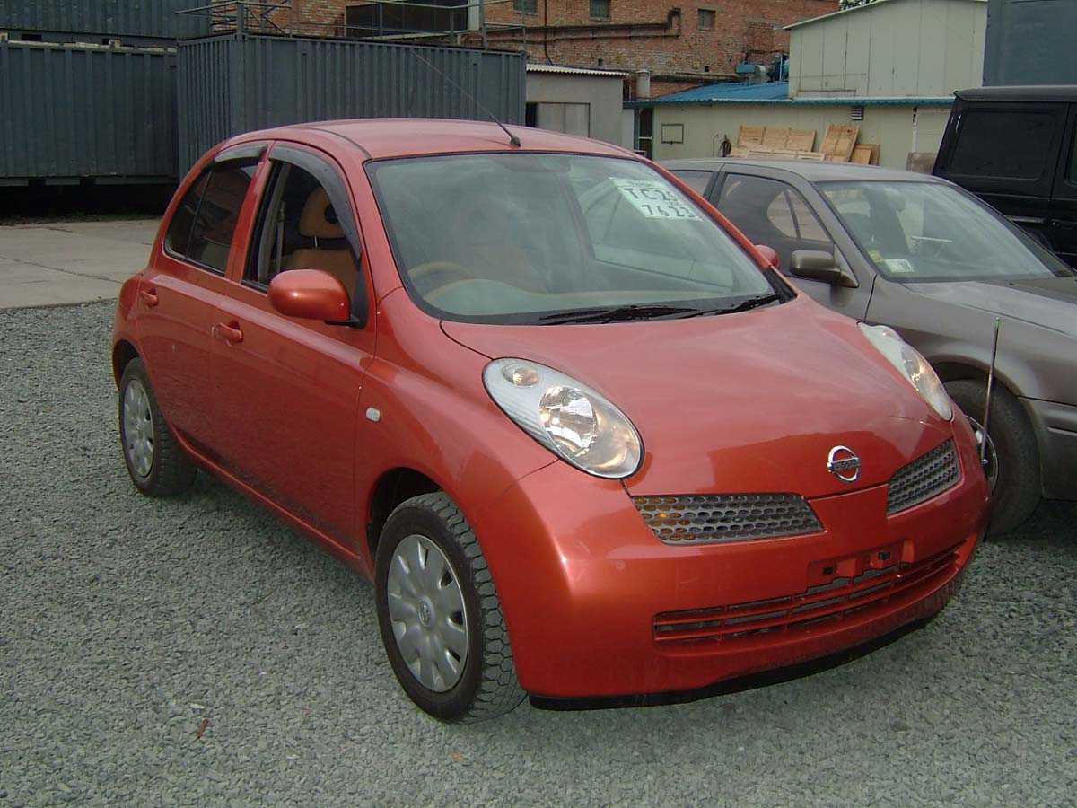 2002 Nissan March