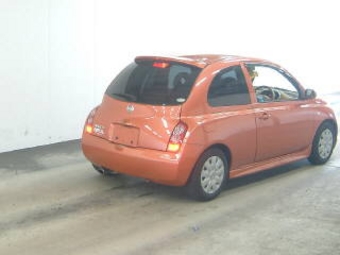2002 Nissan March