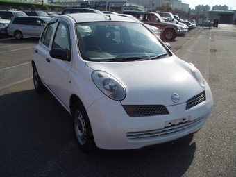 2002 Nissan March