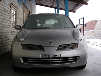 2002 Nissan March