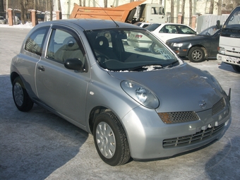 2002 Nissan March