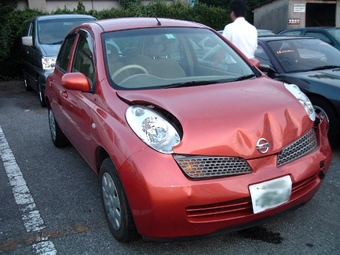 2002 Nissan March