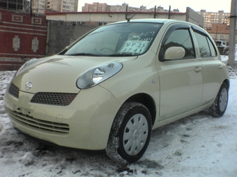 2002 Nissan March