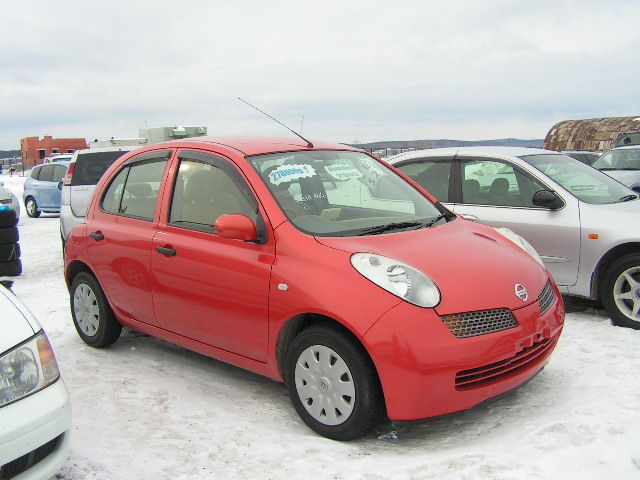 2002 Nissan March