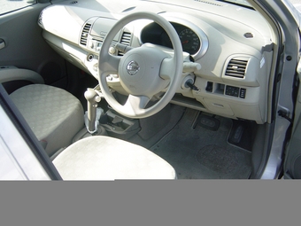 2002 Nissan March