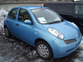 2002 Nissan March