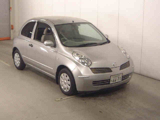 2002 Nissan March