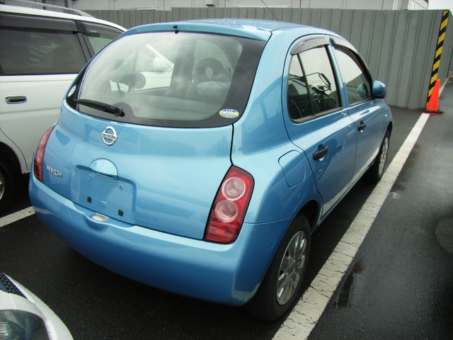 2002 Nissan March