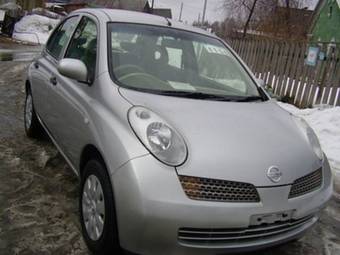 2002 Nissan March