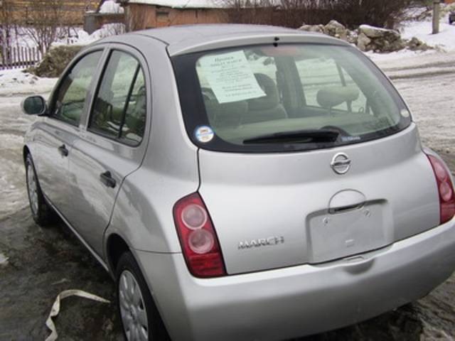 2002 Nissan March