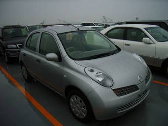 2002 Nissan March