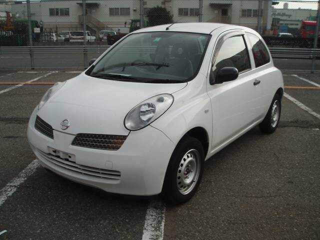 2002 Nissan March