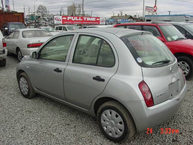 2002 Nissan March
