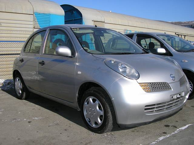 2002 Nissan March