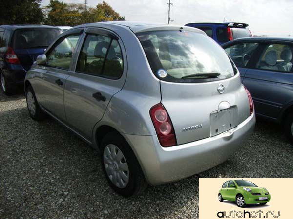 2002 Nissan March