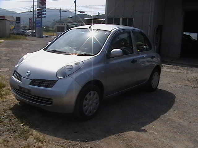 2002 Nissan March