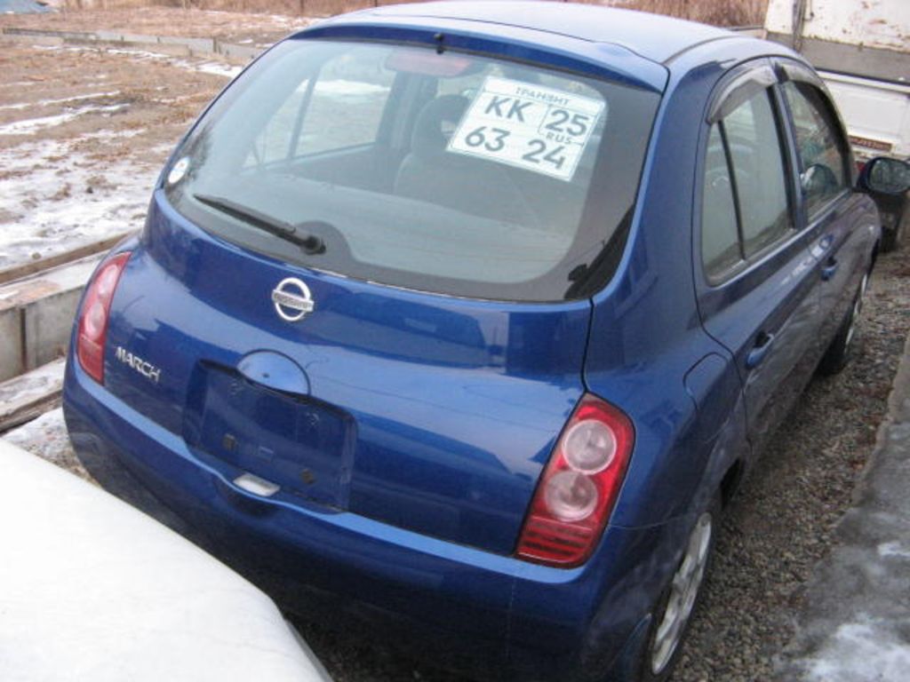 2002 Nissan March