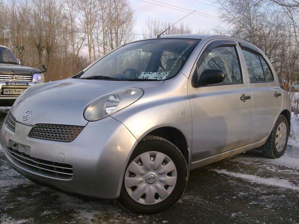 2002 Nissan March