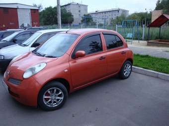 2002 Nissan March