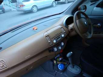 Nissan March