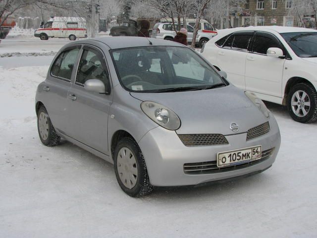 2002 Nissan March