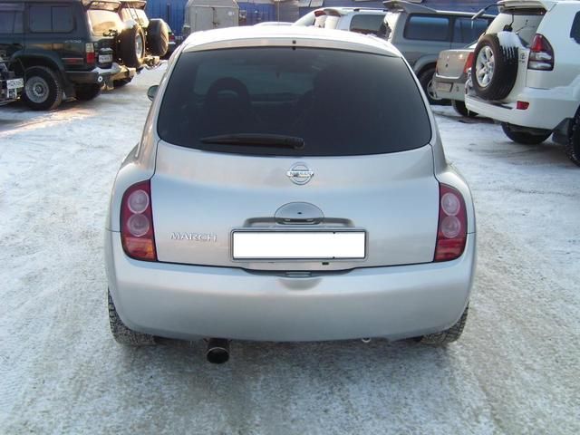 2002 Nissan March