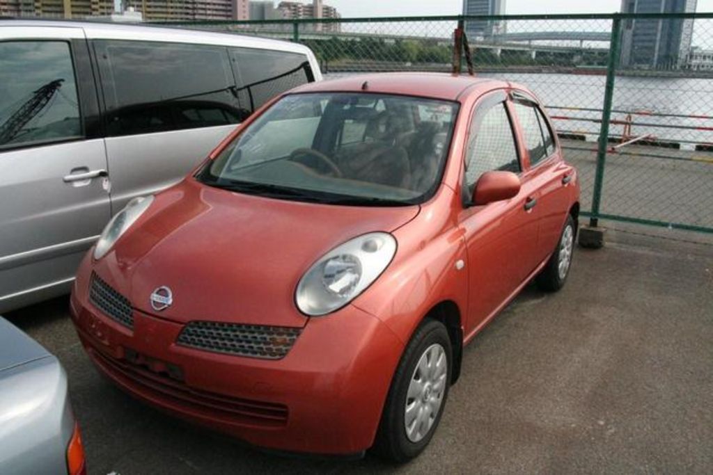 2002 Nissan March