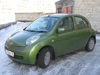 2002 Nissan March