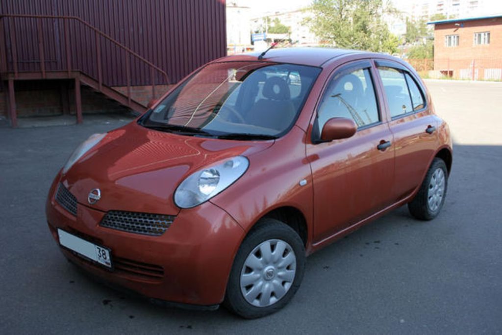2002 Nissan March