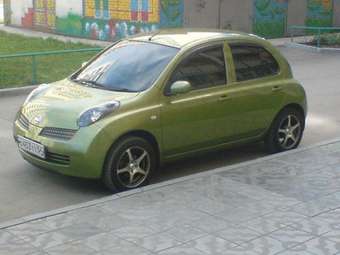 2002 Nissan March