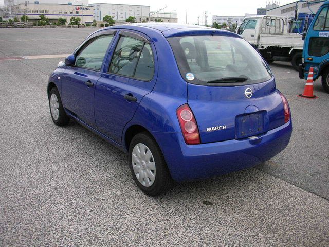 2002 Nissan March