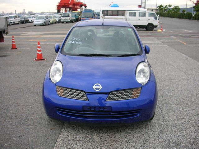 2002 Nissan March