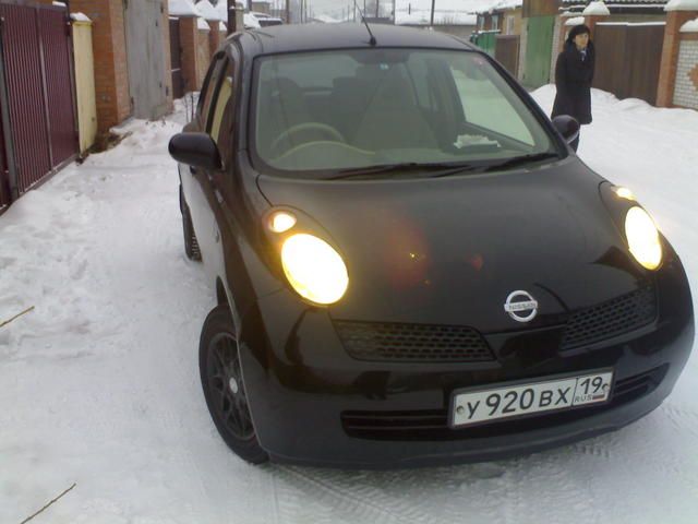 2002 Nissan March