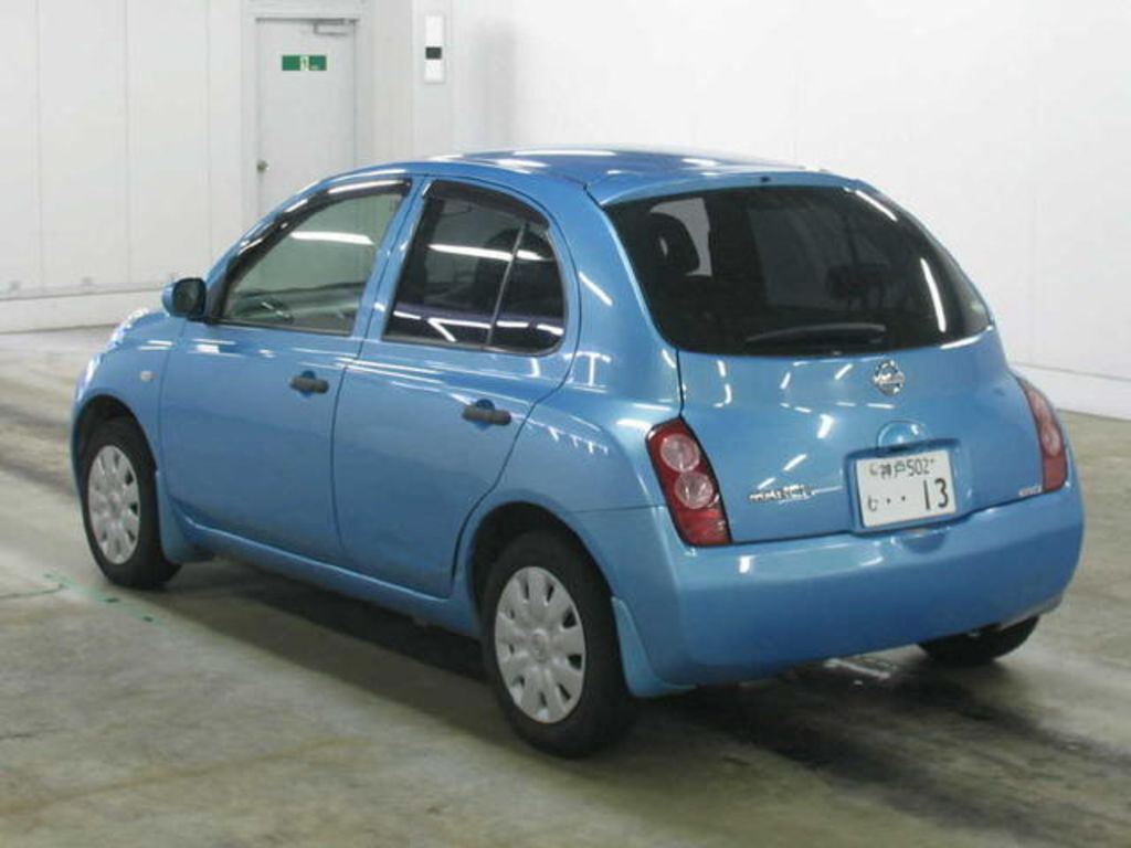 2002 Nissan March