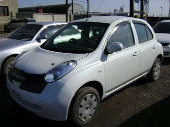 2002 Nissan March