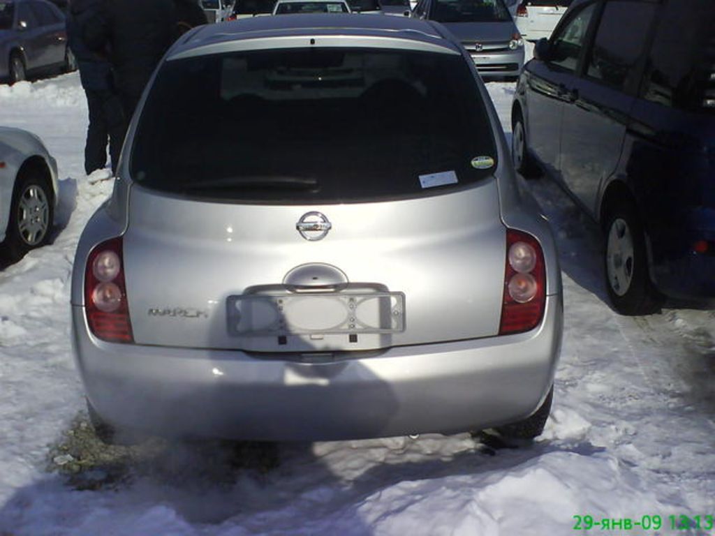 2002 Nissan March