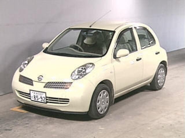 2002 Nissan March