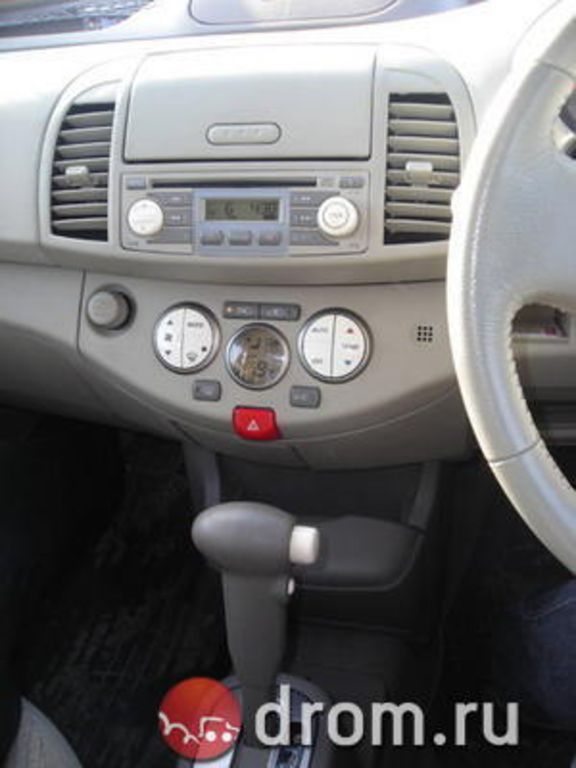 2002 Nissan March